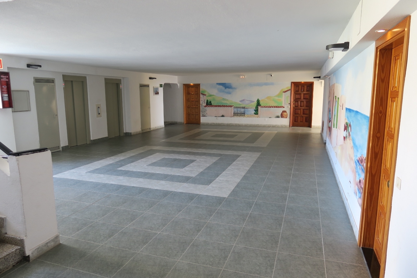 Flur 3. OG (rechts Apto. 317)
